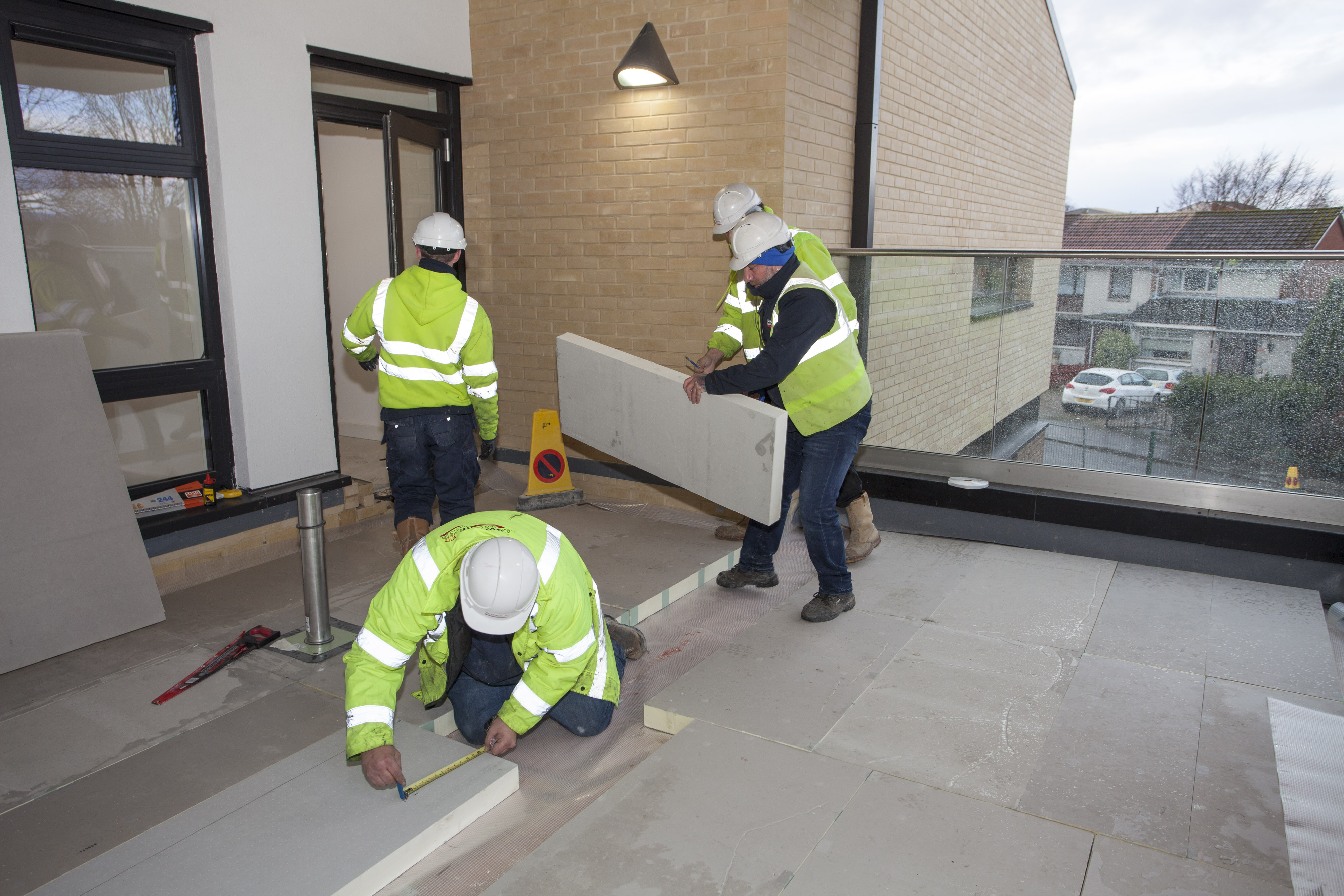 Scottish school uses insulating roofing system