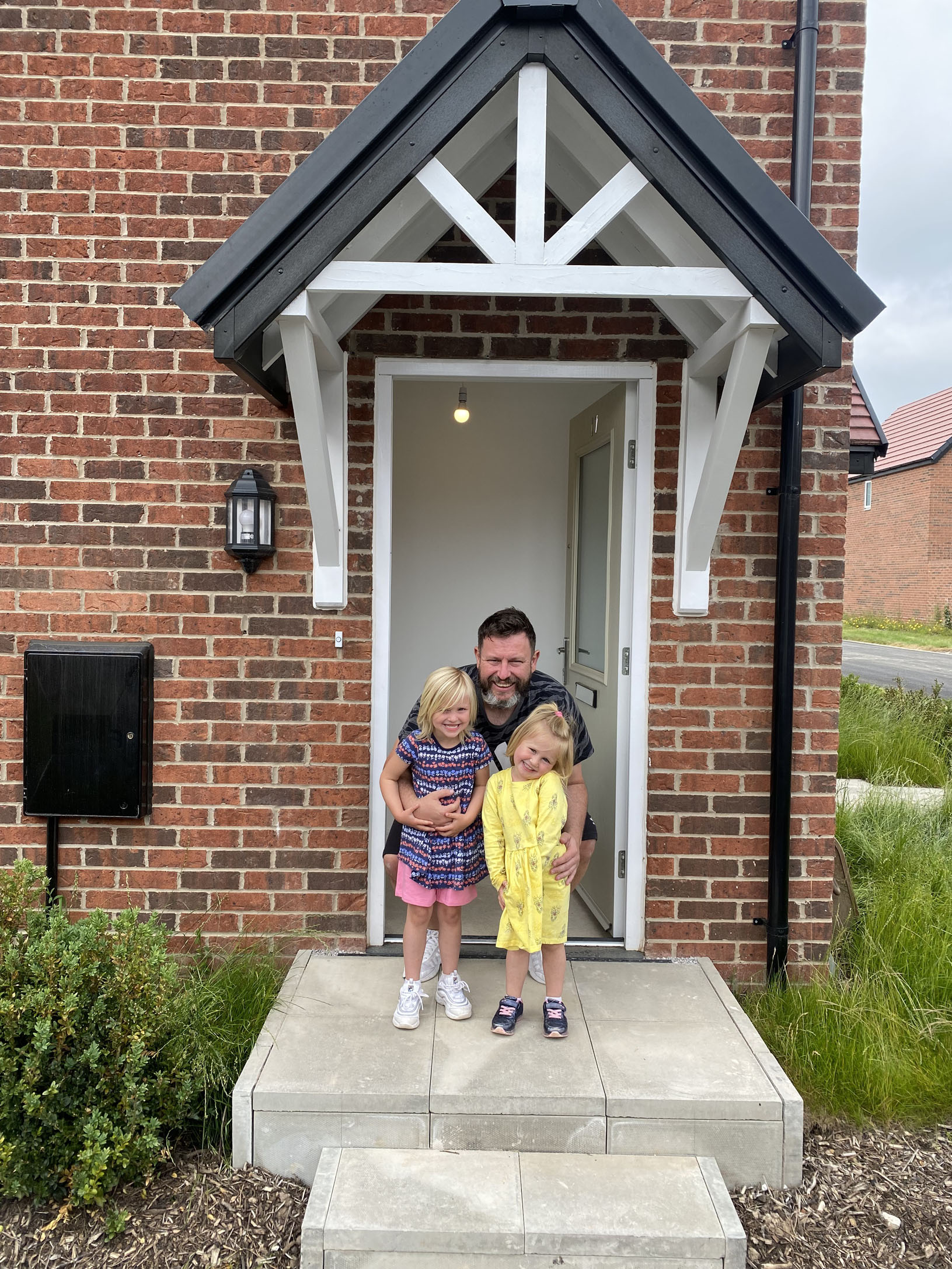 Local family moves into Adra’s new affordable homes development in Llay