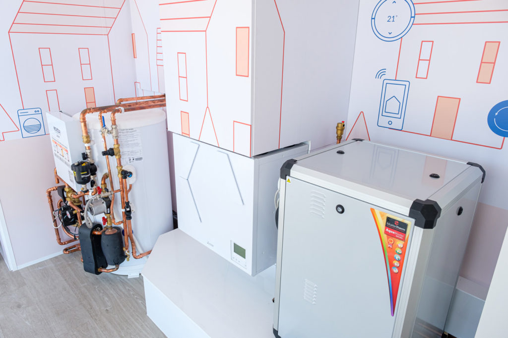 The ‘Know Your Power’ roadshow is touring Wales to encourage everyone in the supply chain from tradespeople, professionals and students to learn the skills necessary to help decarbonise Welsh housing.