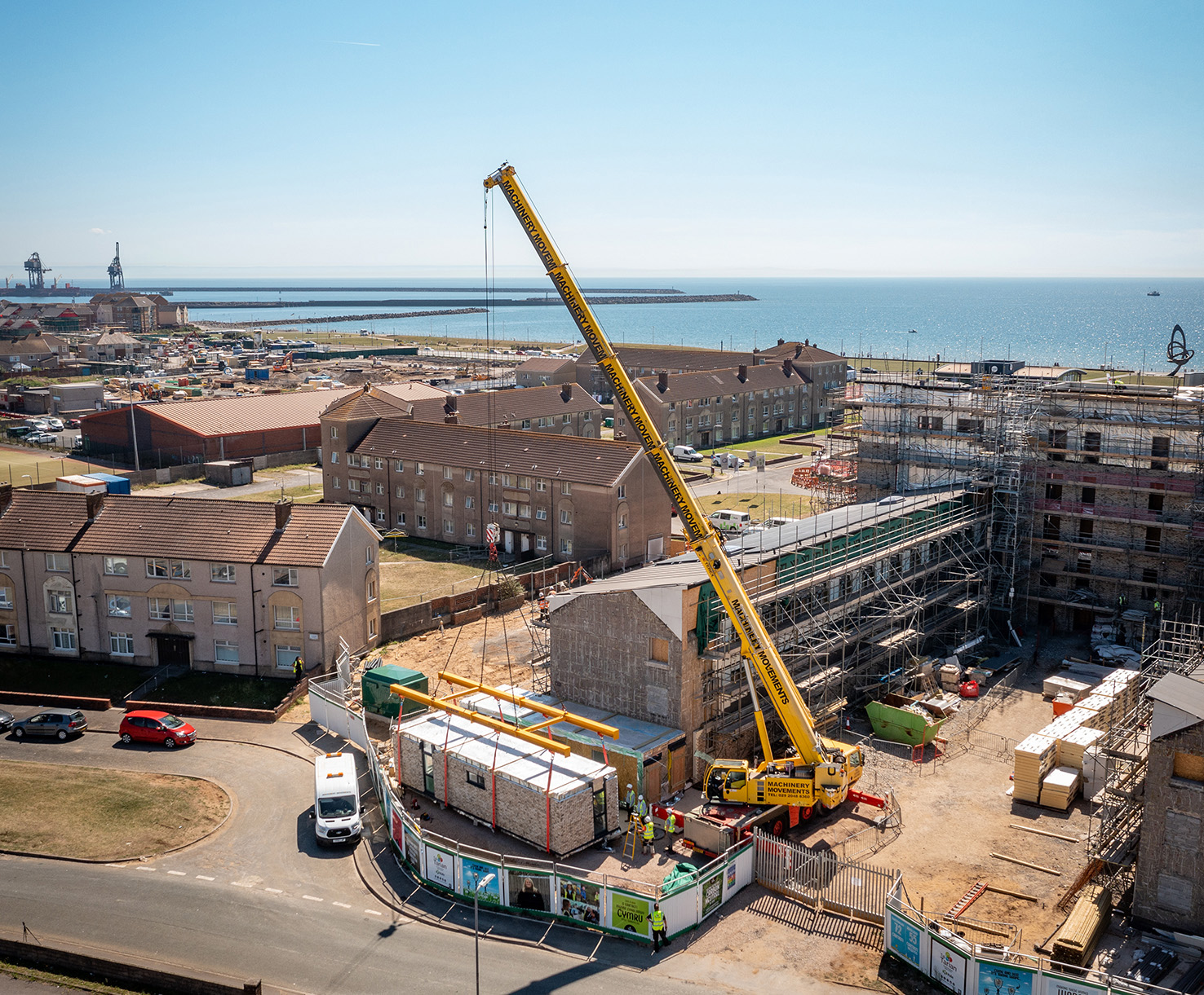 Modular apartment block installed in one day at County Flats ...