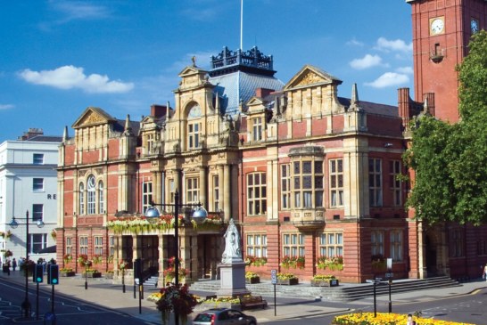 First refurbishment phase underway to Leamington town hall