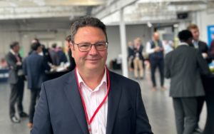 Retrofit supply chain calls for more contracts